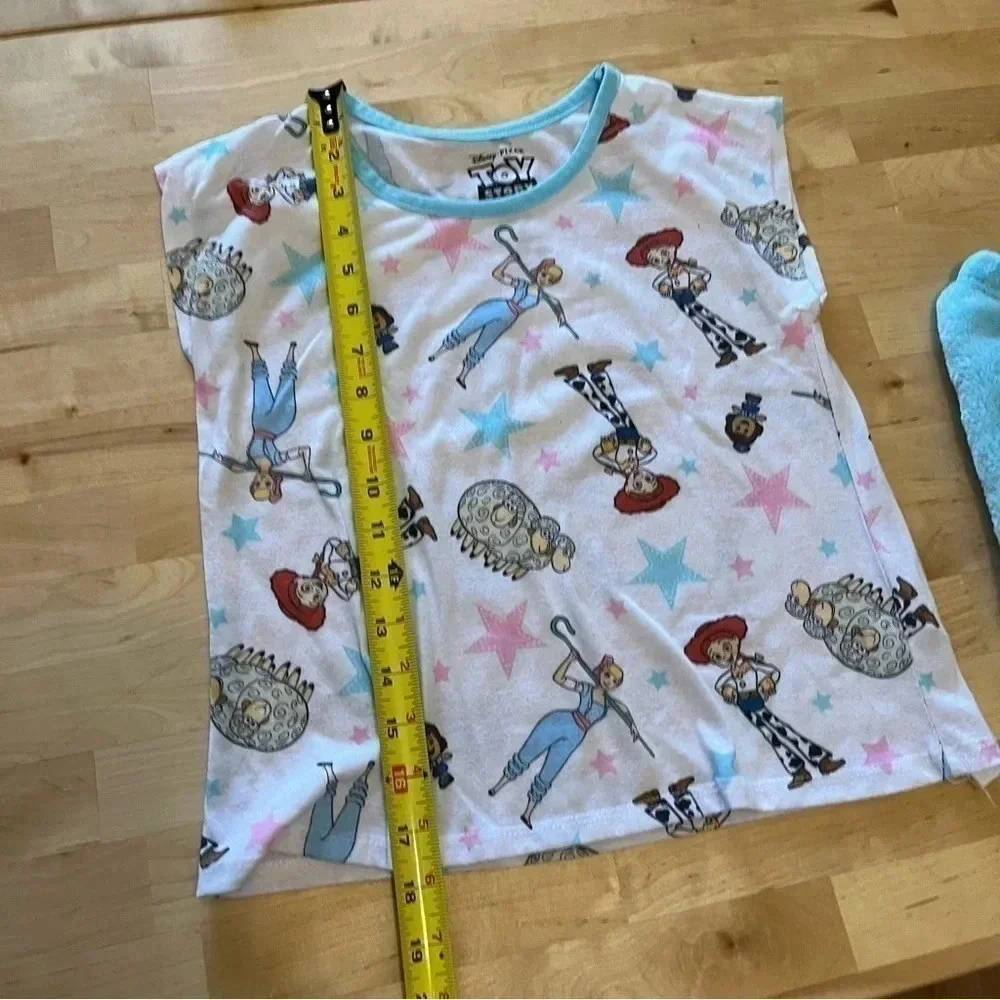 Toy Story 4 Little Bo Peep and Characters Pajama Set Shorts Tshirt Size Small